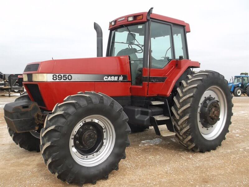 8950 CASE IH Tractor